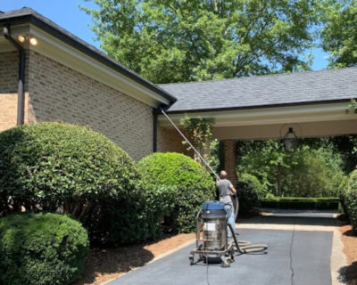 clogged-gutter-cleaning-locust-grove-ga